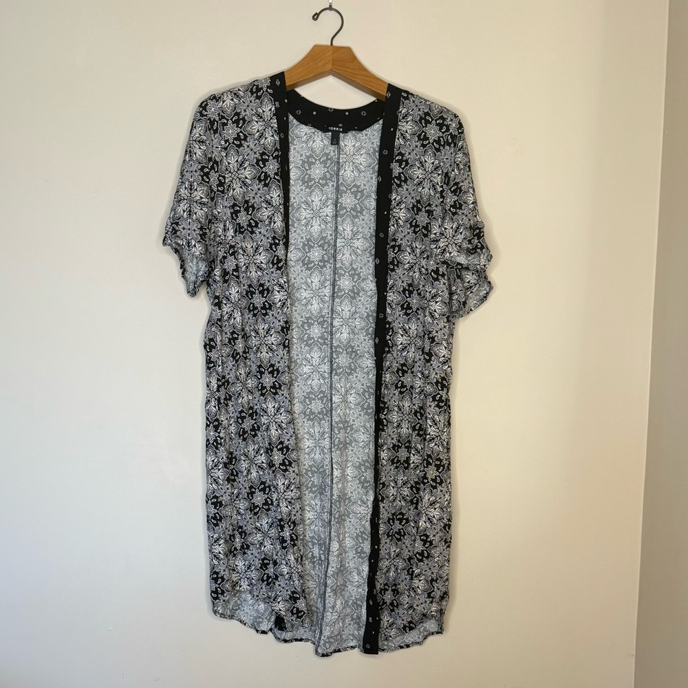 Challis Dolman Shirttail Kimono